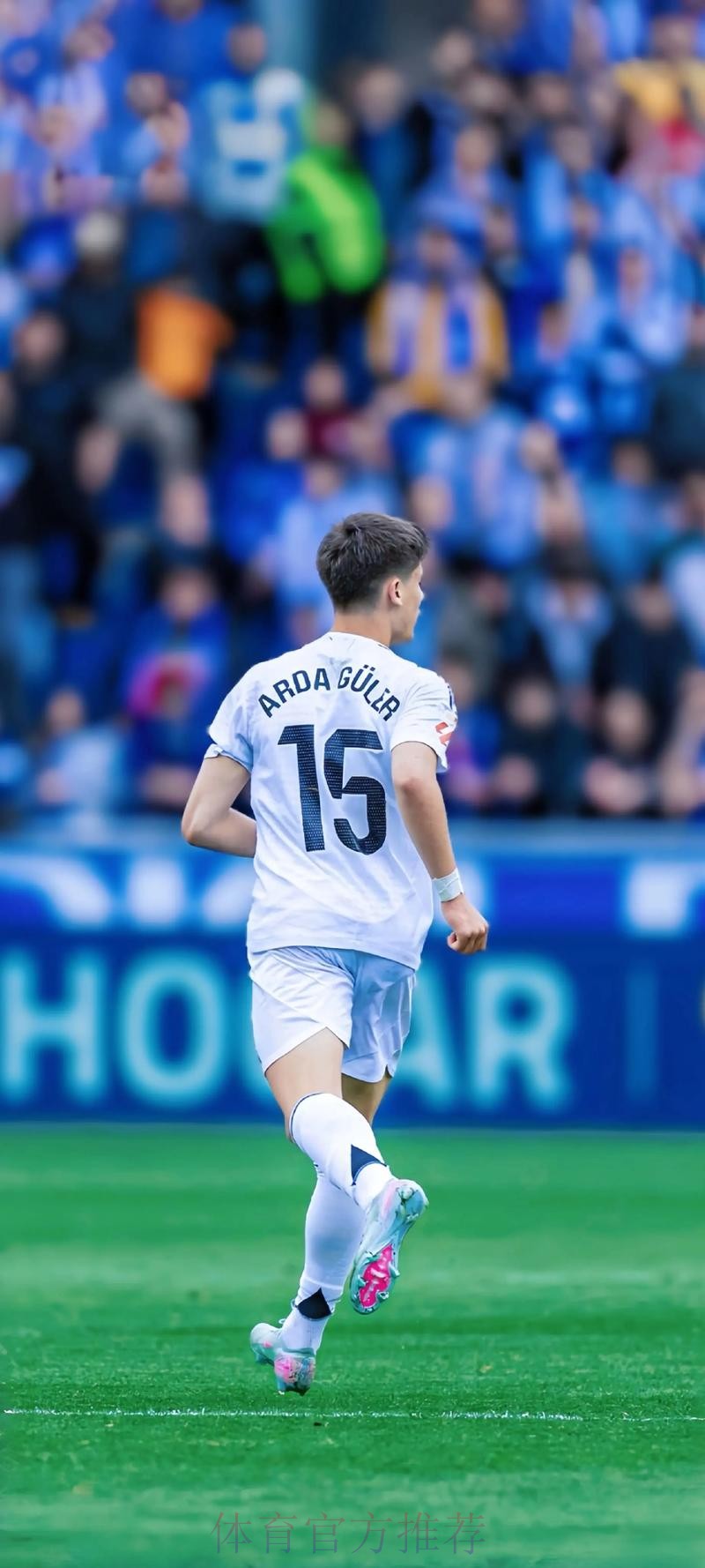 西媒:卡马文加假期苦练 希望能占据首发一席之地 西媒:卡马文加假期苦练 希望能占据首发一席之地